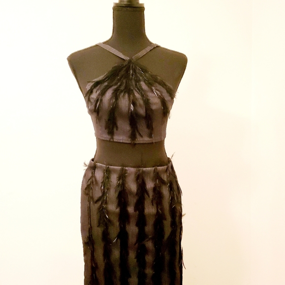 Deviations Dress in Peace Dresses & Skirts - 🖤 Black Feather Halter Bodycon Set 🖤